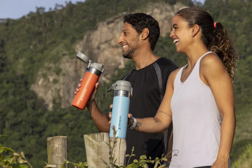 Garrafa Térmica Quick Flip Stanley: hidratação fácil onde você estiver!